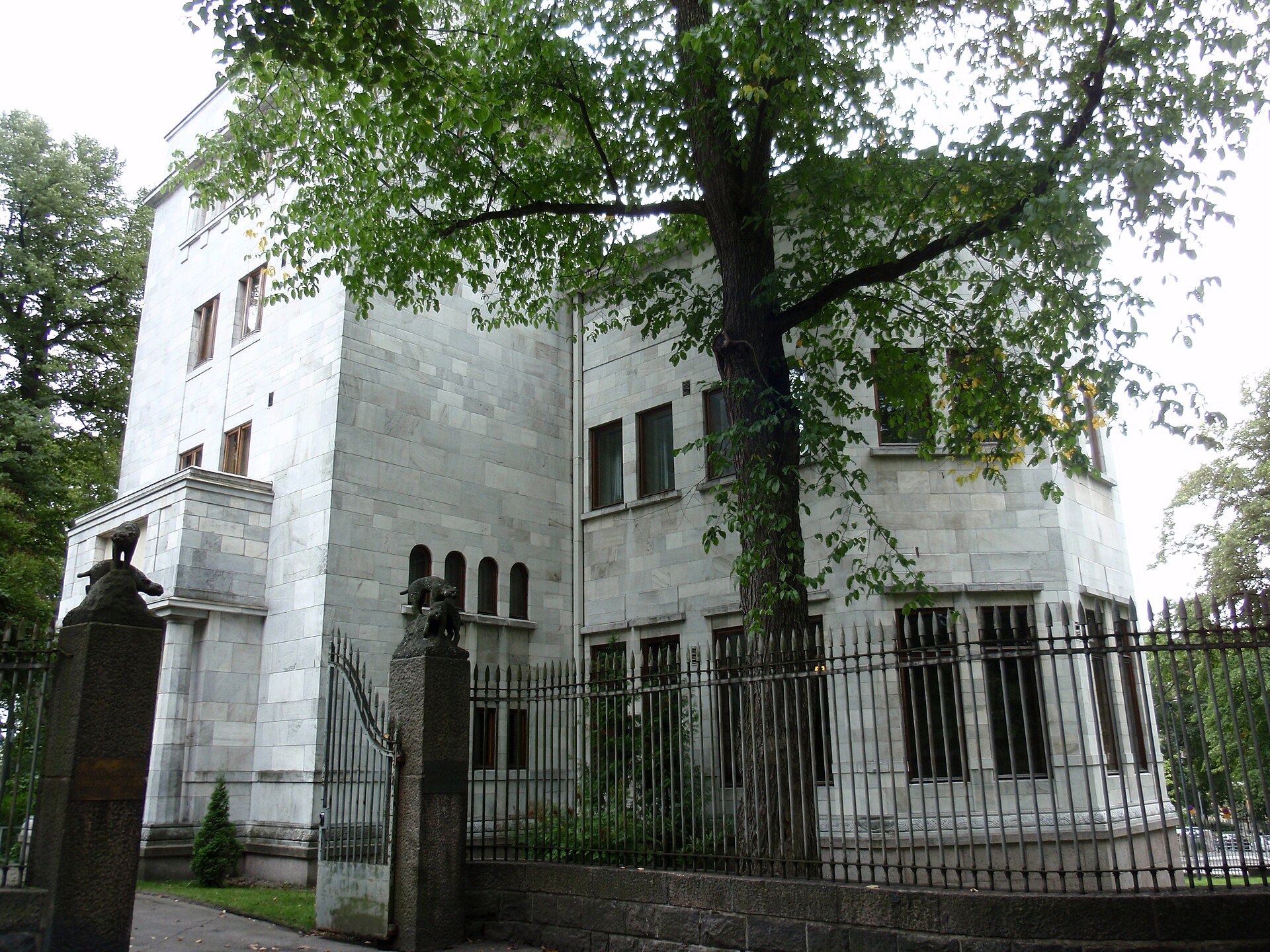 Marmoripalatsi